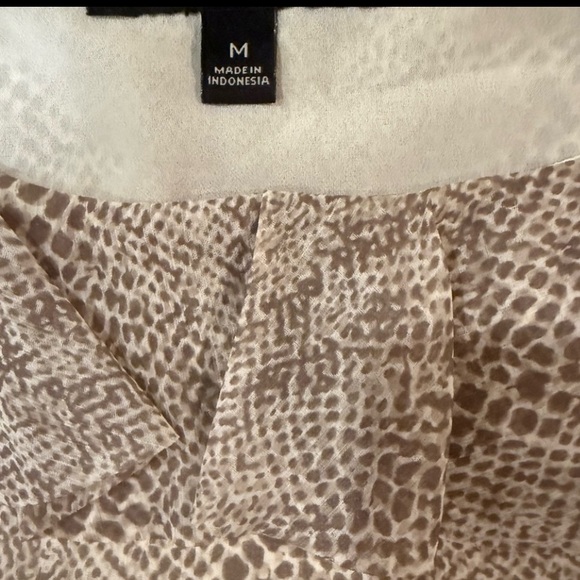 Banana Republic Snake Print Sheer Poet Sleeve Blouse Size M - Picture 2 of 5